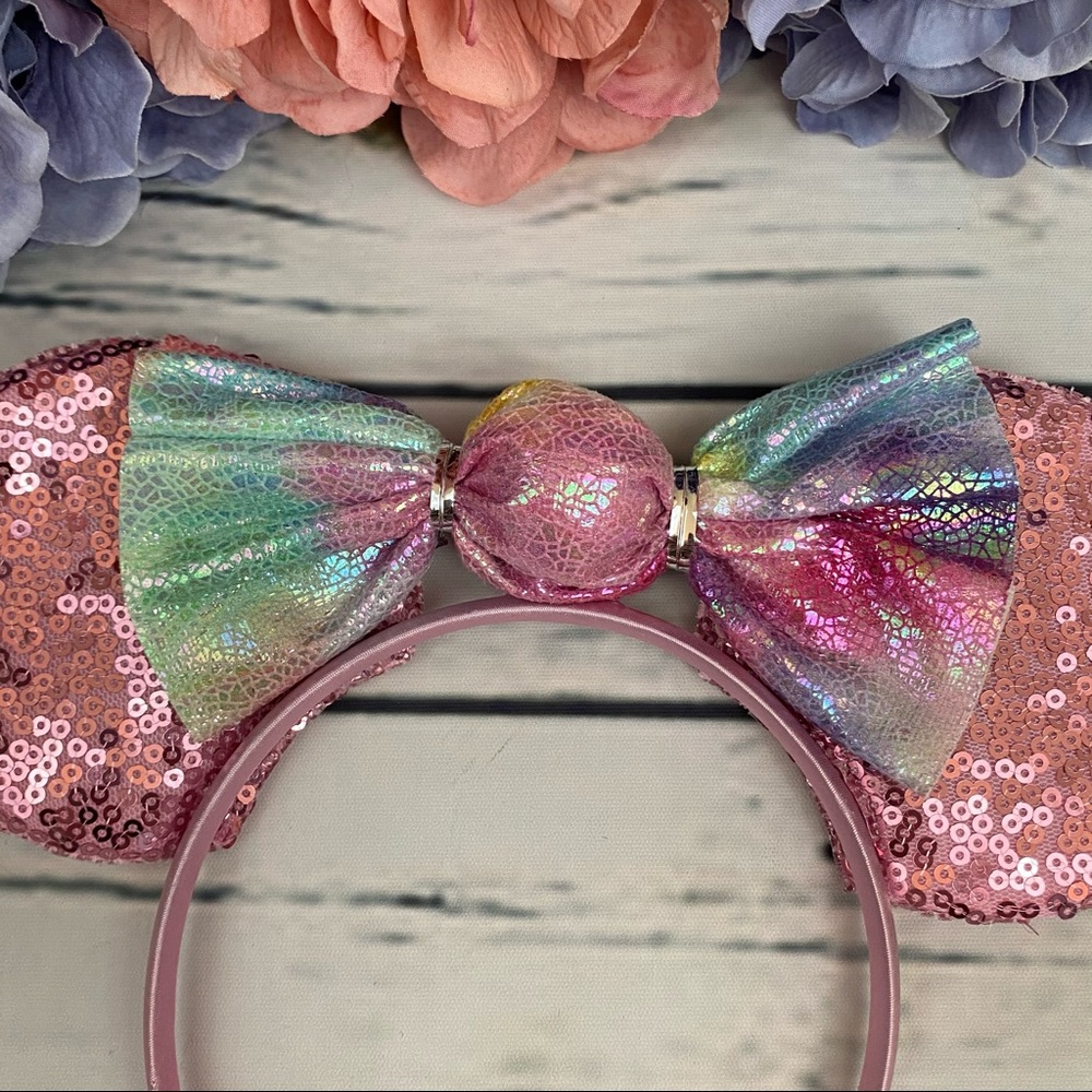 Minnie Mouse Pink Sequin Headband with Candy Bow - Picture 5 of 14